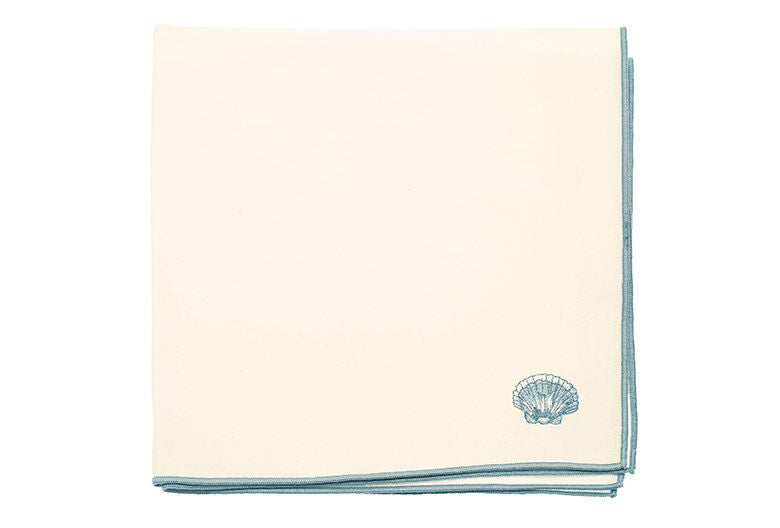 Walton & Co Embroidered Napkin Scallop (Set of 2)