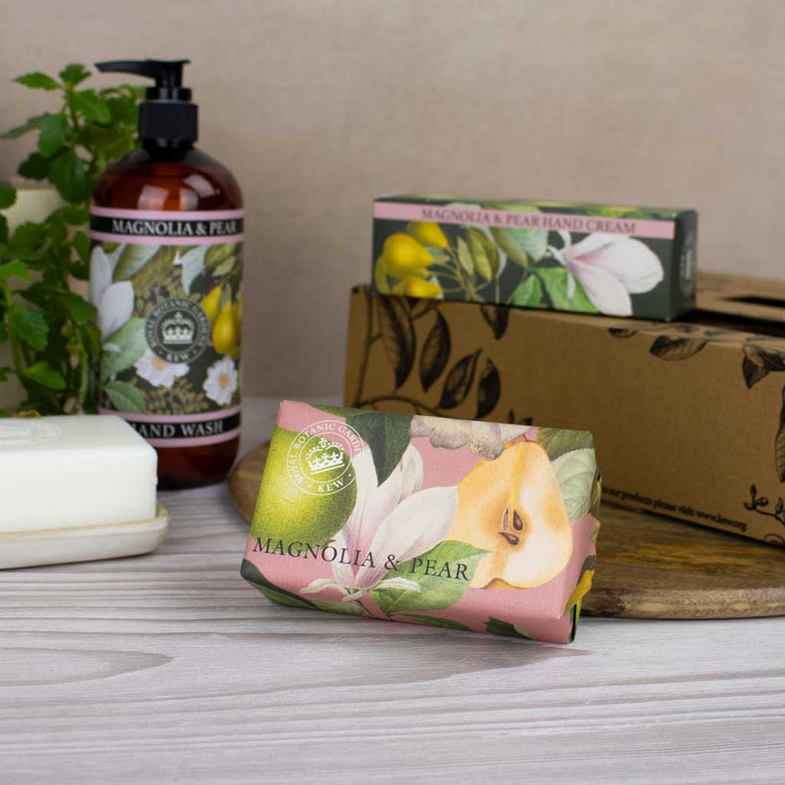 The English Soap Company Kew Gardens, Magnolia and Pear Soap