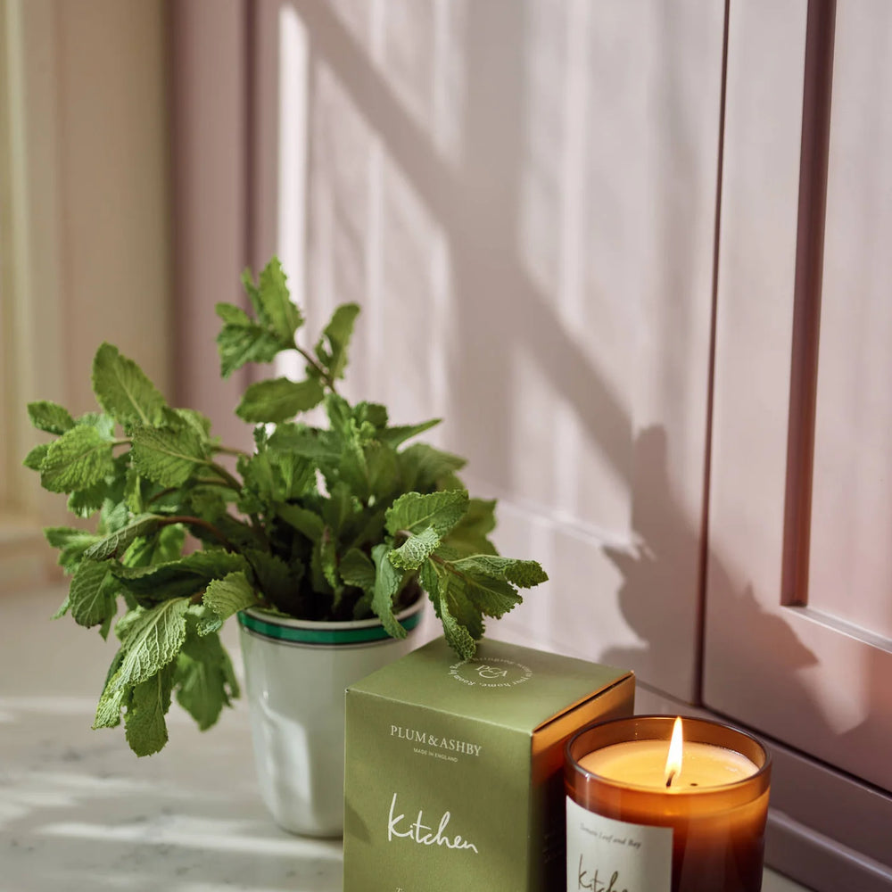 Plum & Ashby Scented Kitchen, Tomato Leaf & Bay Scented Votive