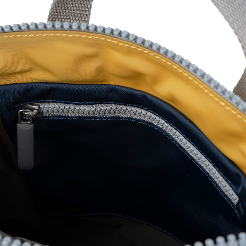 Roka London Bantry B Rucksack Small, Midnight & Corn (Sustainable Nylon)