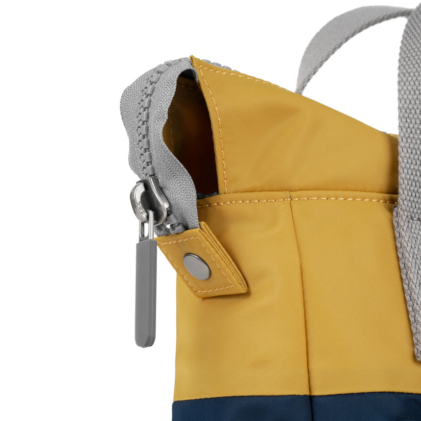 Roka London Bantry B Rucksack Small, Midnight & Corn (Sustainable Nylon)