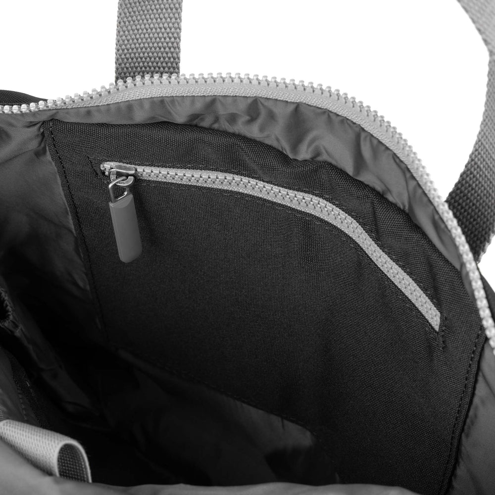 Roka London Blackfriars Messenger Bag, Ash (Recycled Canvas)