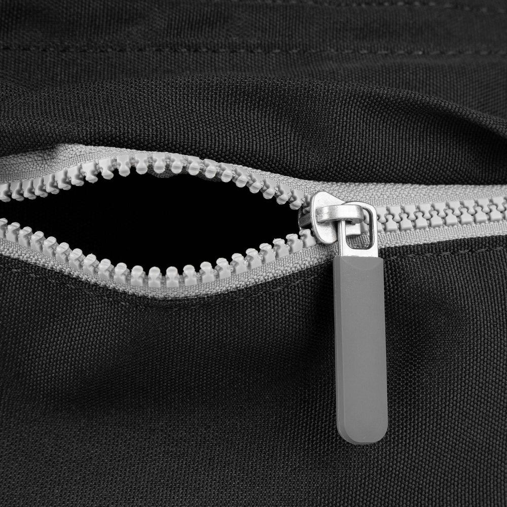 Roka London Blackfriars Messenger Bag, Ash (Recycled Canvas)