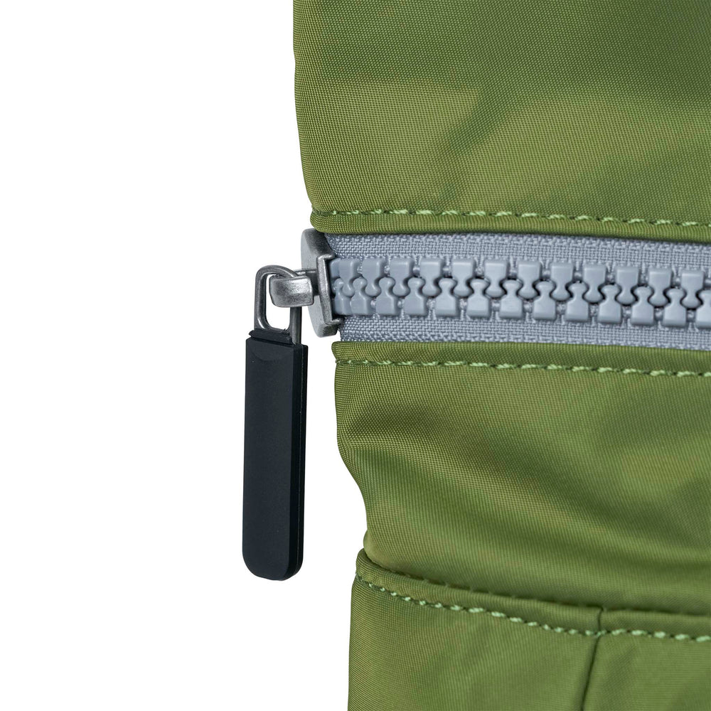 Roka London Black Label, Canfield B Medium Rucksack, Avocado (Sustainable Nylon)