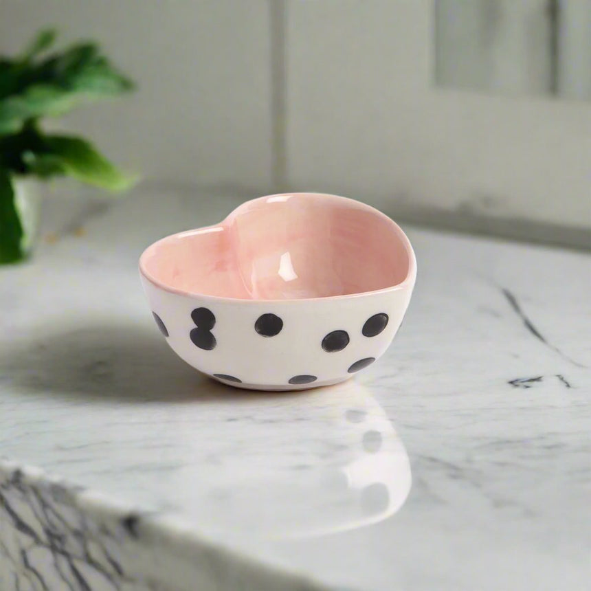 Caroline Gardner Heart Shaped Pinch Bowl