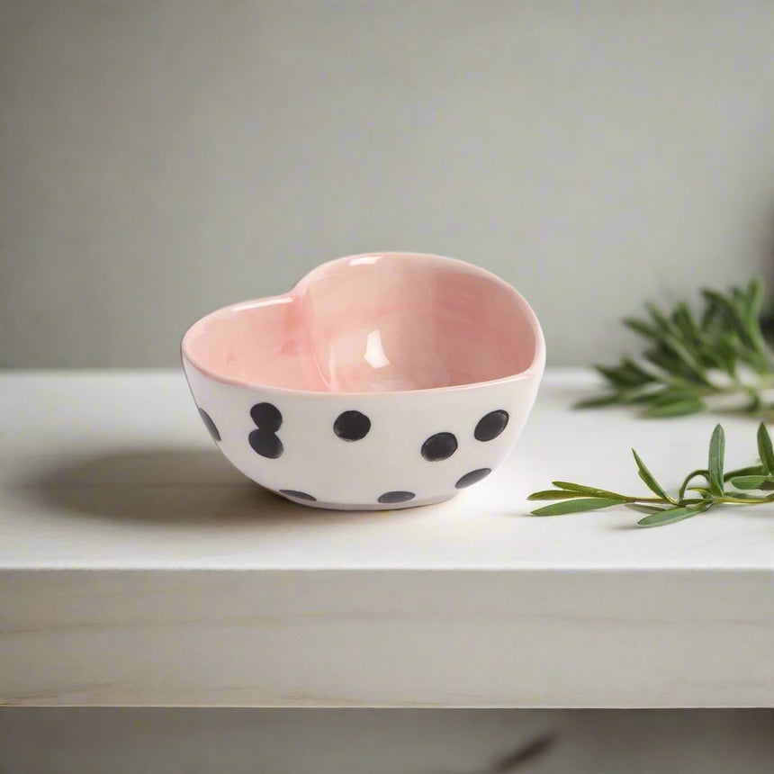 Caroline Gardner Heart Shaped Pinch Bowl