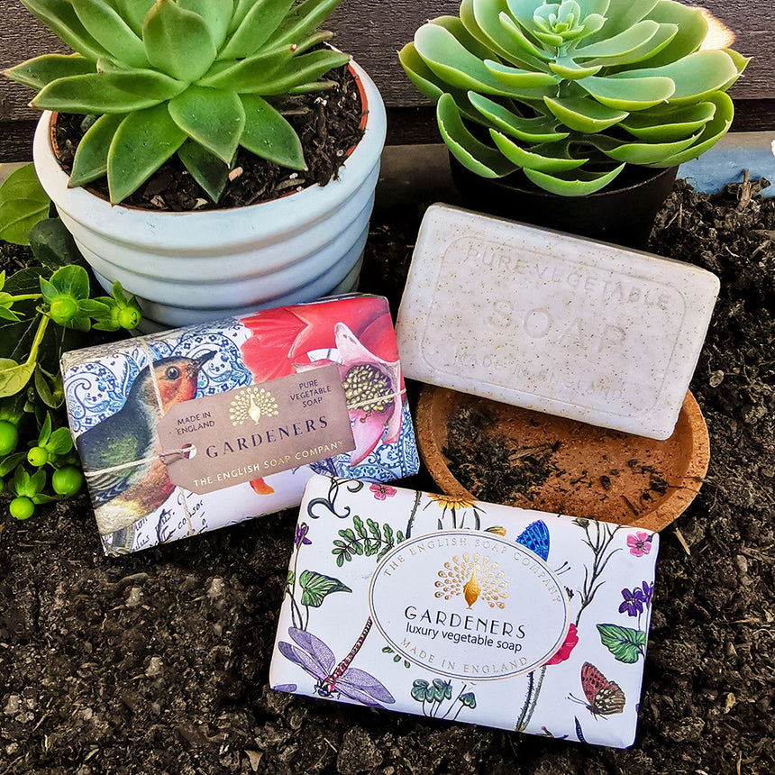 The English Soap Company Vintage Exfoliating Gardeners Soap