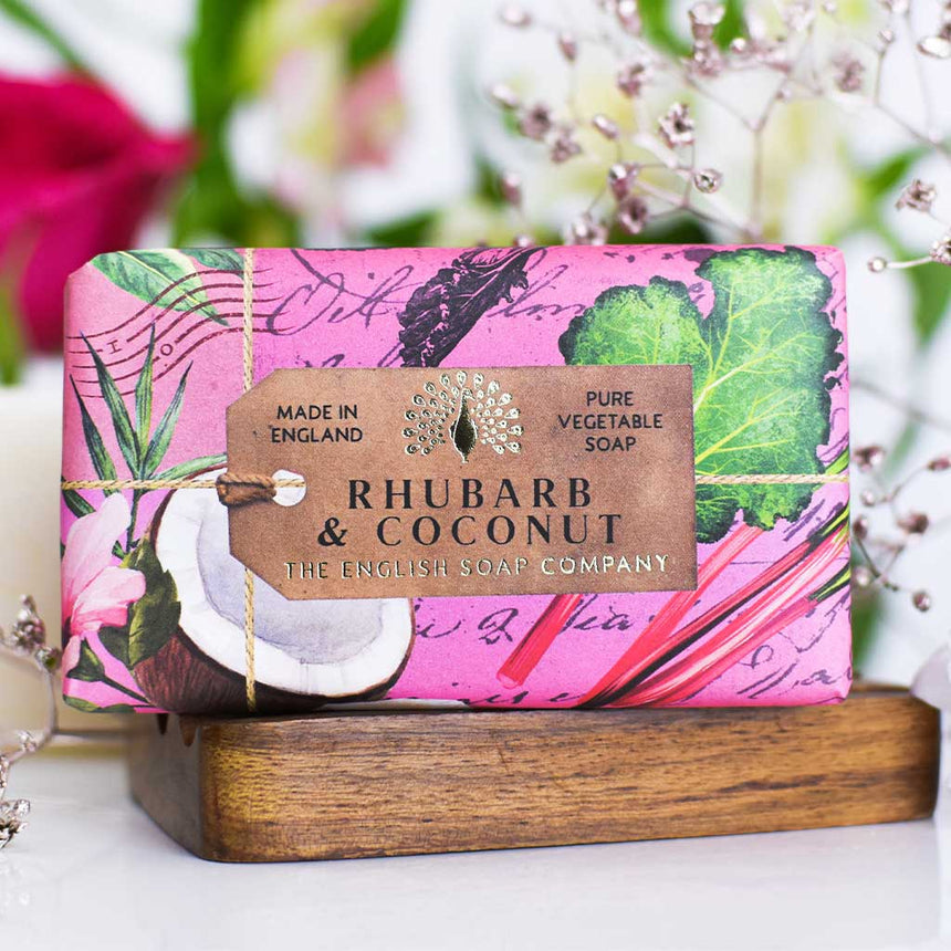 The English Soap Company Anniversary, Rhubarb & Coconut Soap