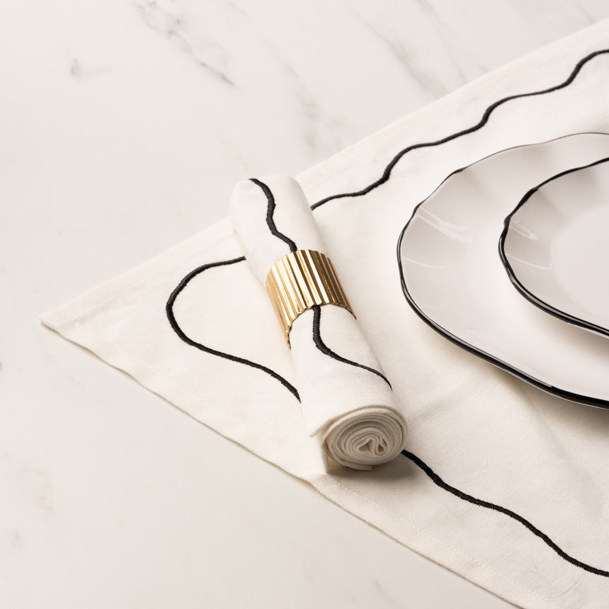 Style Sisters Embroidered Napkins ( Set Of 4 )