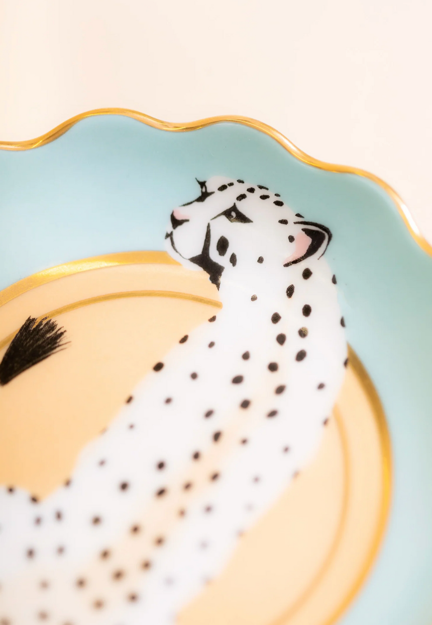 Yvonne Ellen Tea Tidy, Cheetah