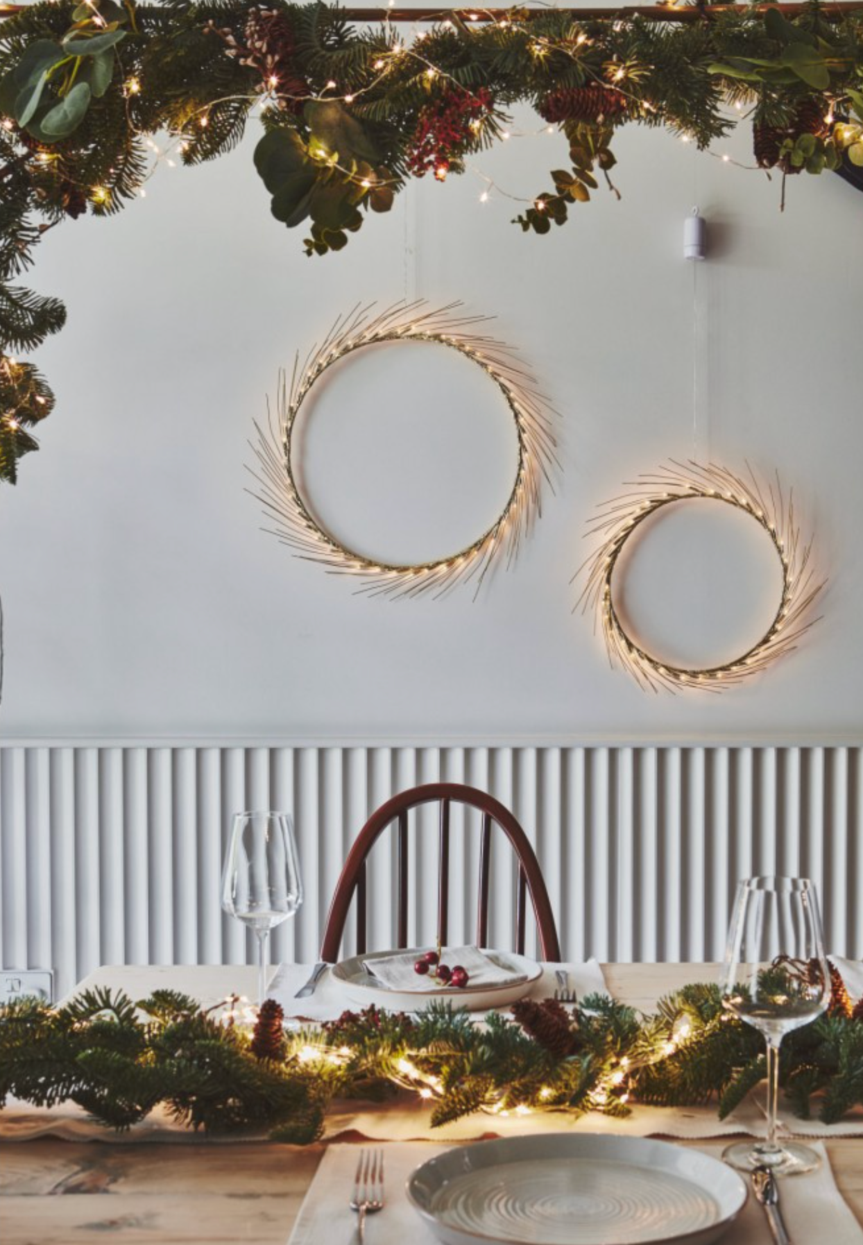 Gold Halo LED Wreath