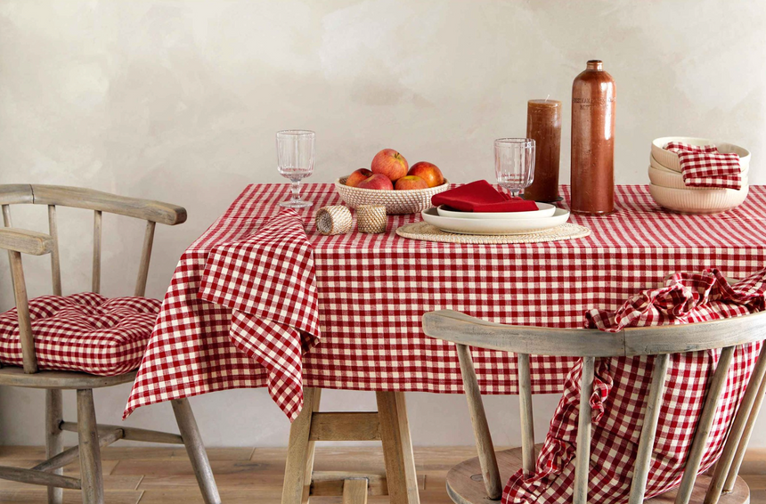 Walton & Co Gingham Cotton Tablecloth, Red