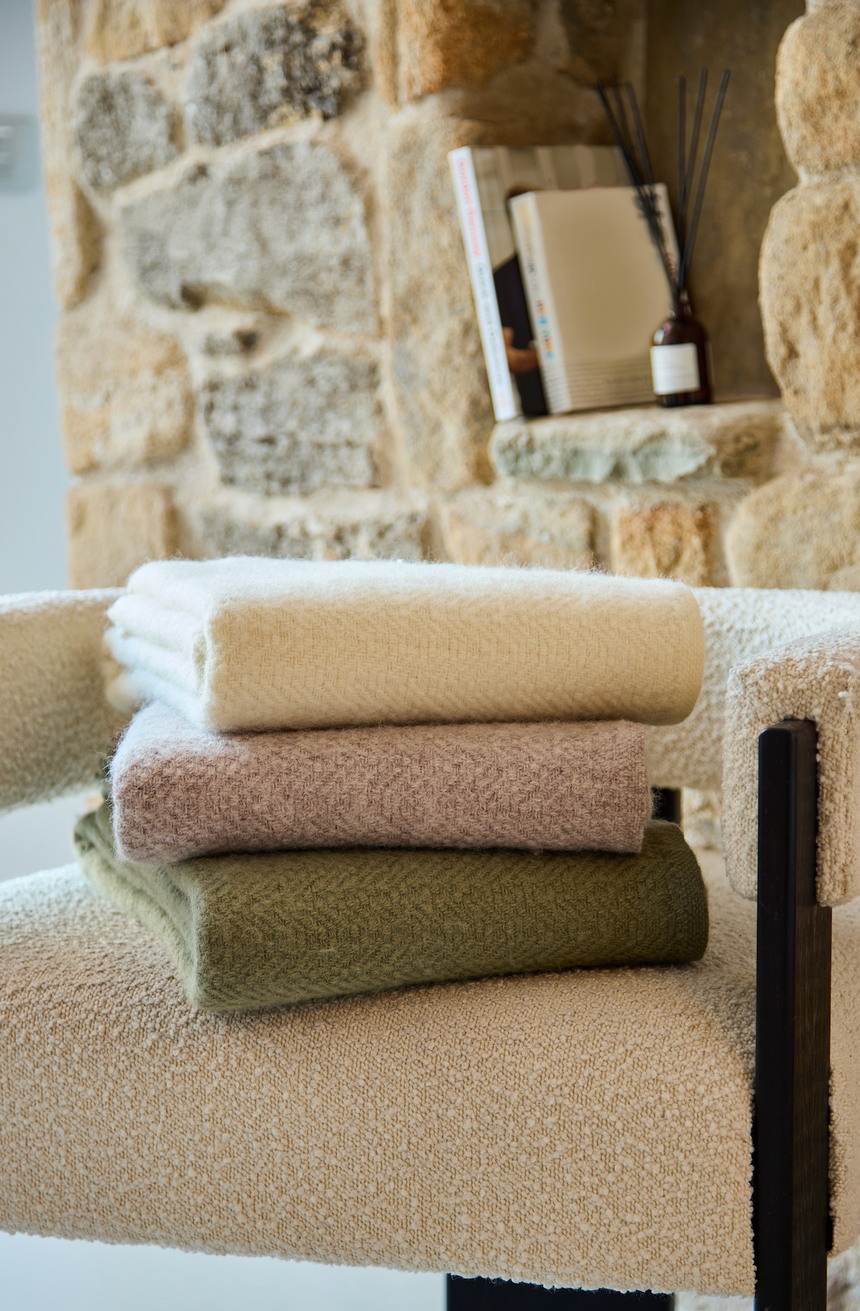 Tweedmill Moorland Pure New Wool Throw, Cream