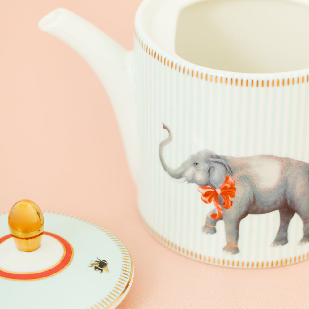 Yvonne Ellen Teapot, Elephant