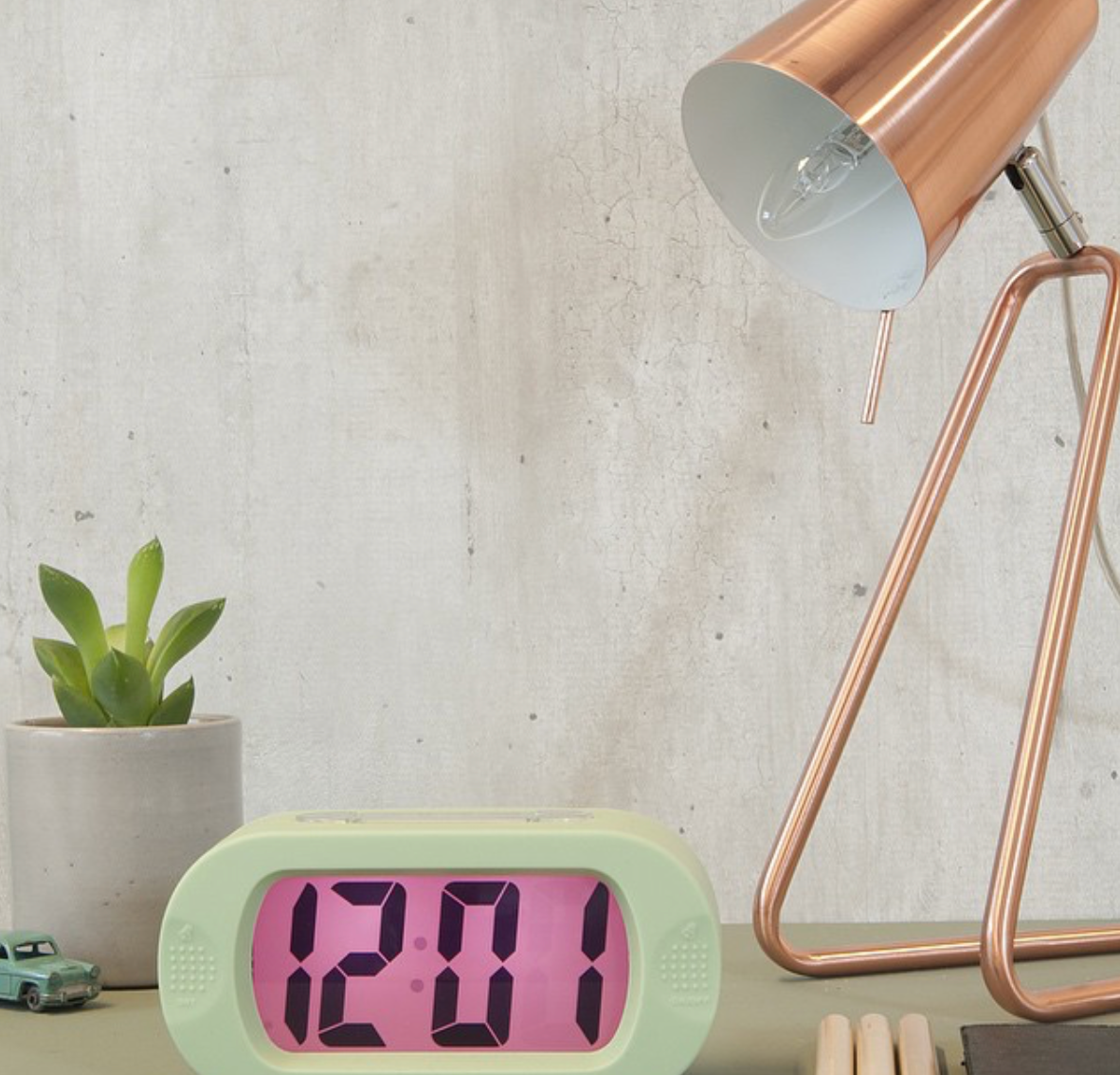 Leitmotiv Z Table Lamp, Copper