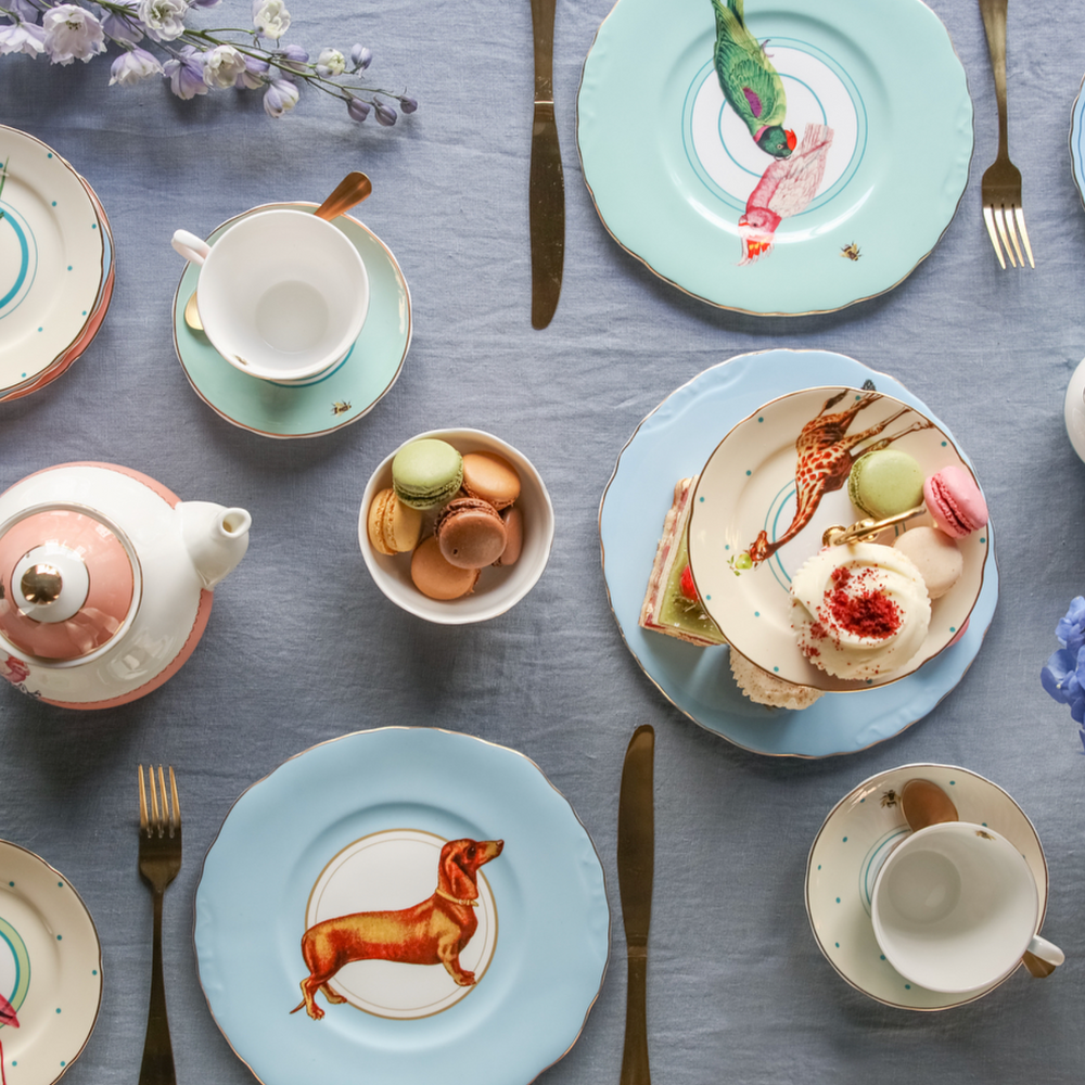 Yvonne Ellen Parrots Sandwich Plate