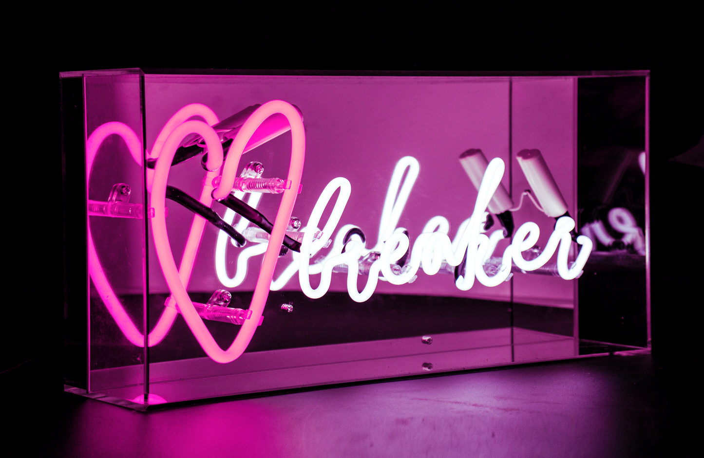 Locomocean Neon Box Sign, Heart Breaker