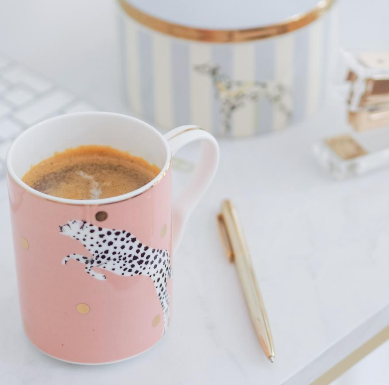 Yvonne Ellen Cheetah & Giraffe Mugs Set Of 2 – CHALK INTERIORS