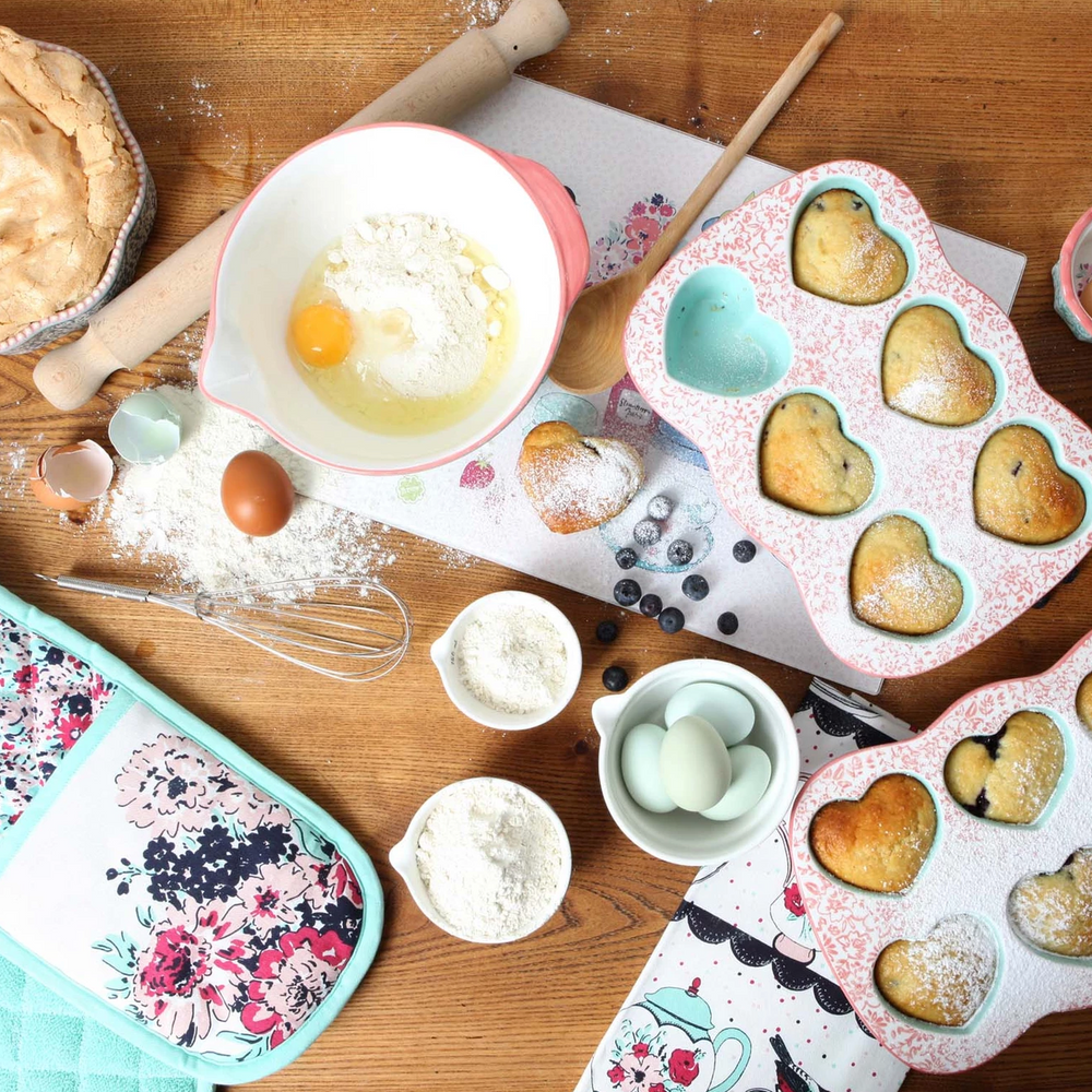 Ashley Thomas Porcelain Measuring Cups ( Set Of 3 )