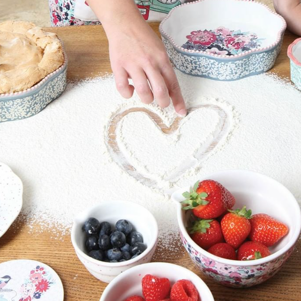 Ashley Thomas Porcelain Measuring Cups ( Set Of 3 )