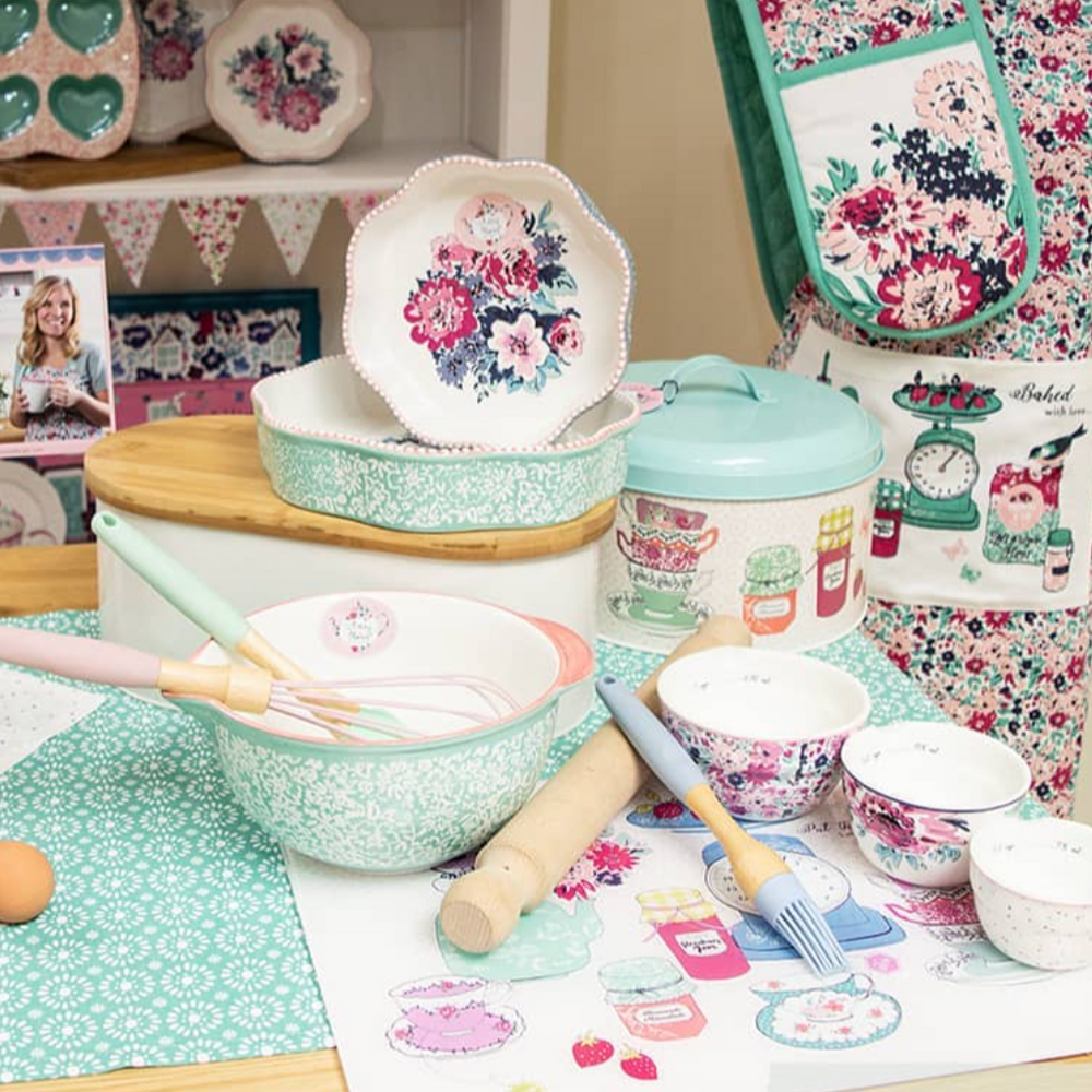 Ashley Thomas Porcelain Measuring Cups ( Set Of 3 )