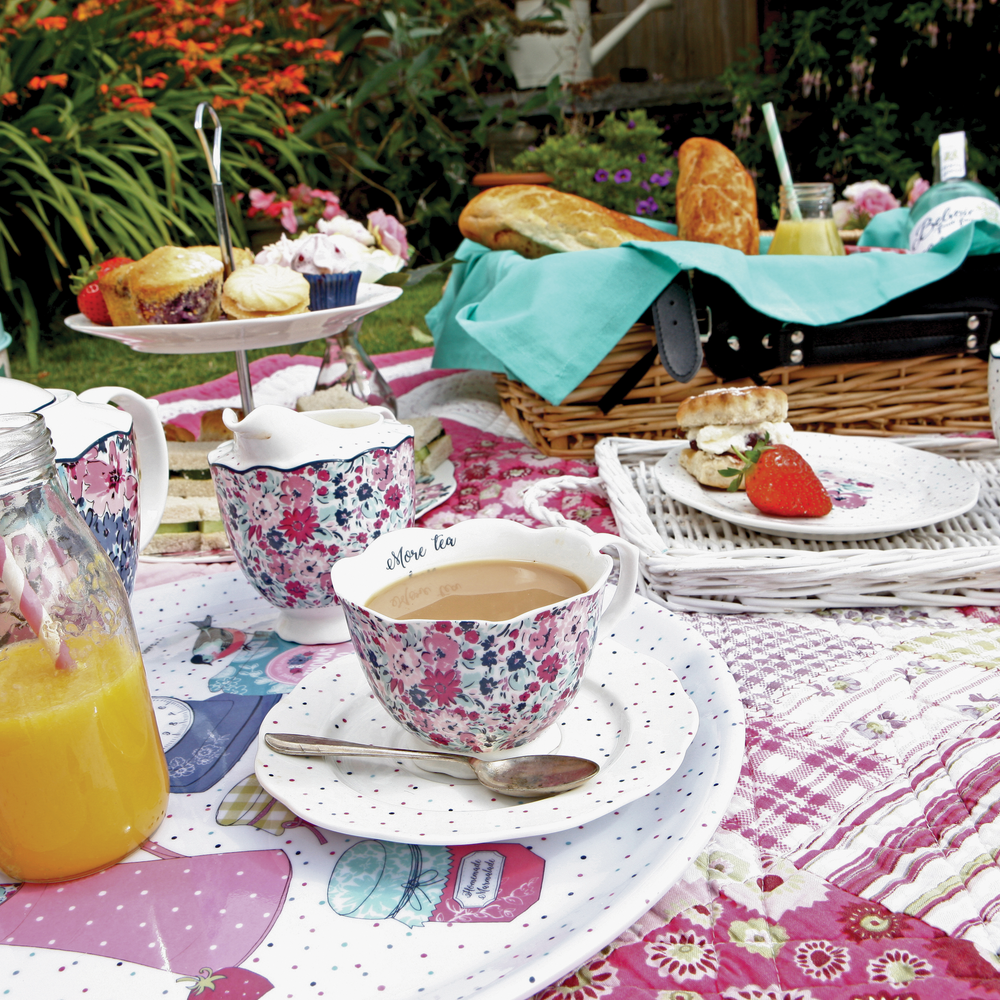 Ashley Thomas Porcelain Vintage Sugar Bowl