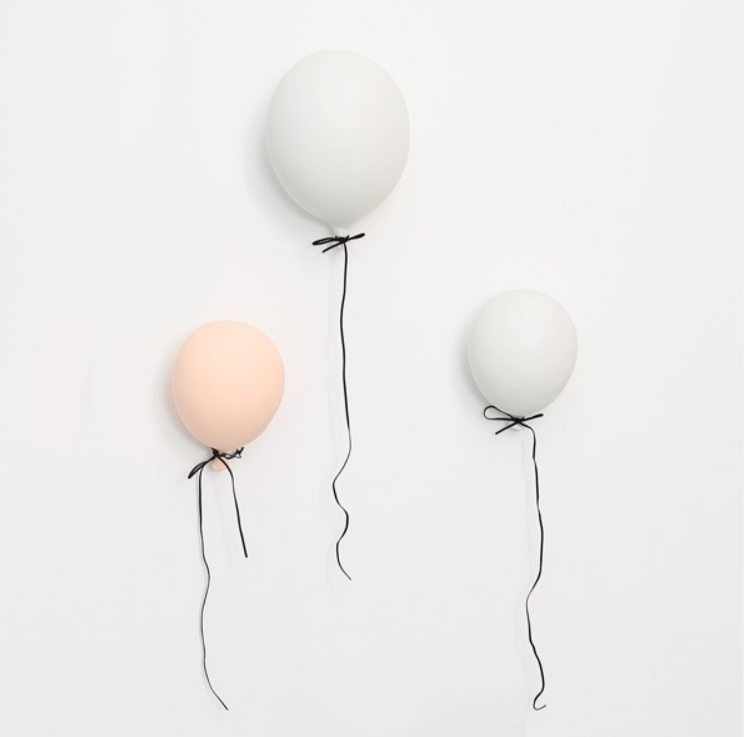 By ON Ceramic Balloon Wall Decoration, White