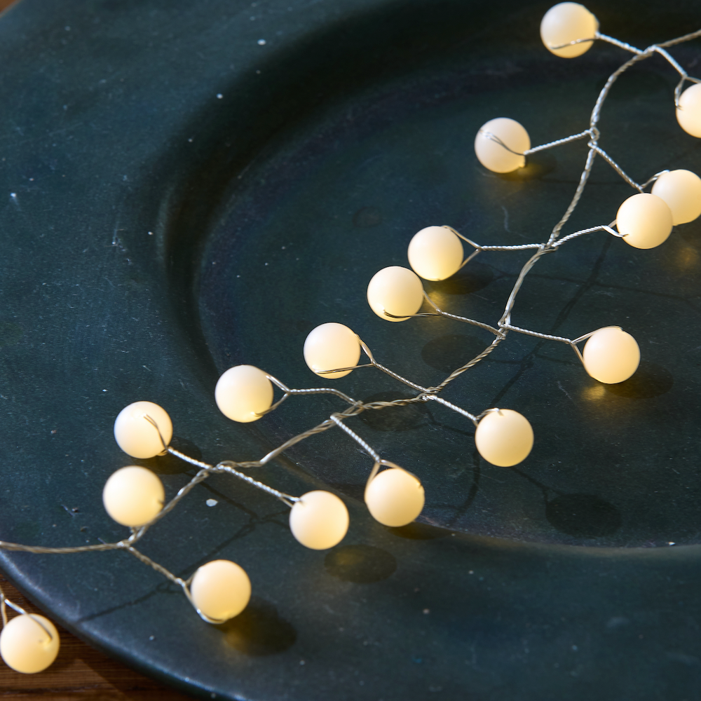 Snowberry LED Fairy Lights,White (Battery Operated)