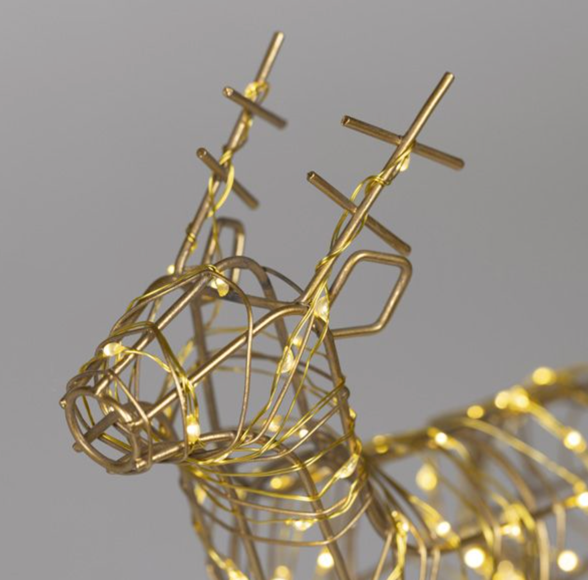 LED Table Top Wire Reindeer,Large(Battery Operated)