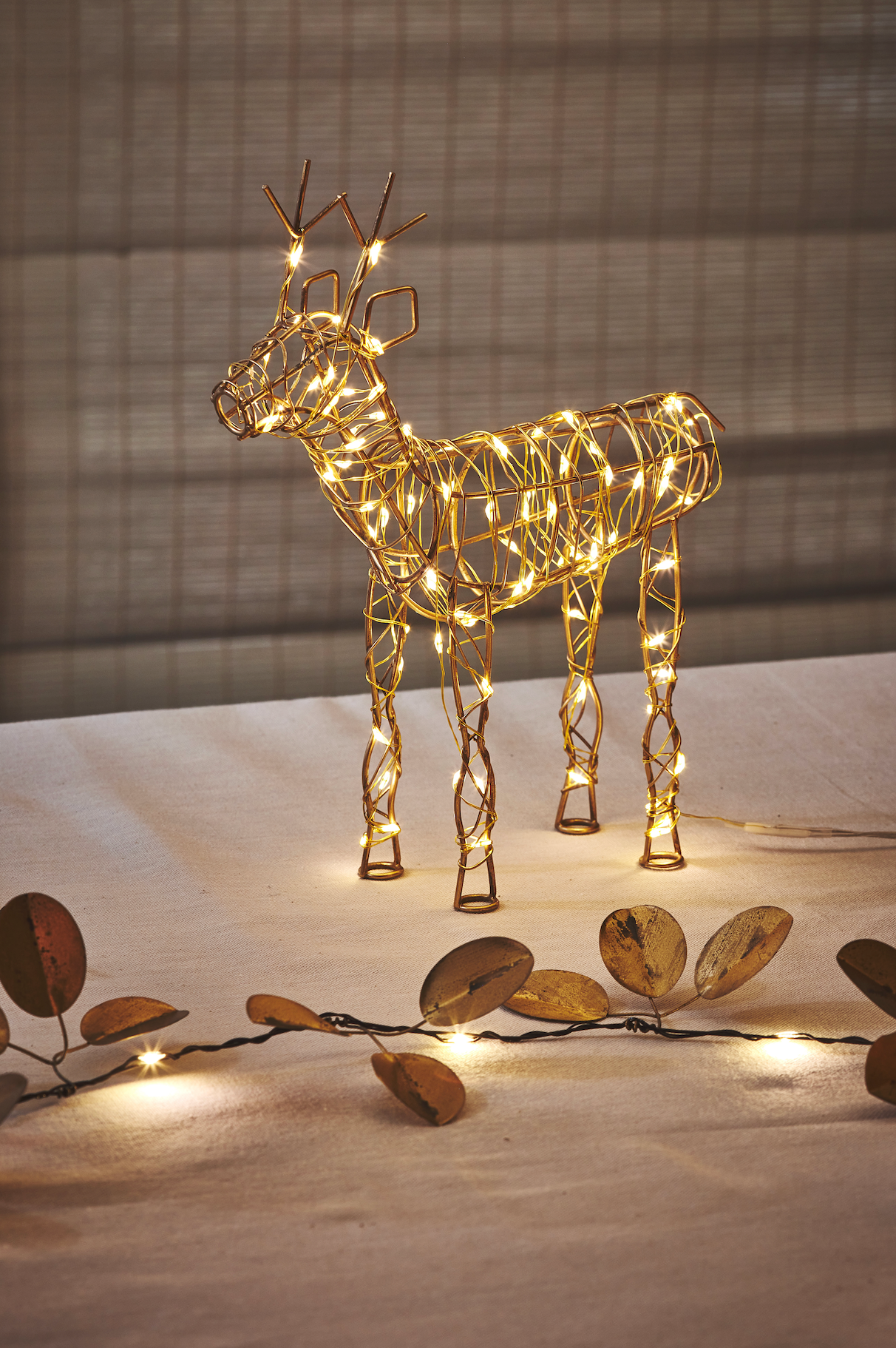 LED Table Top Wire Reindeer,Large(Battery Operated)
