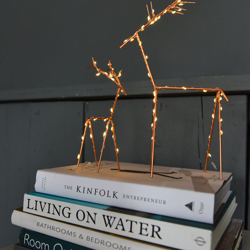 LED Table Top Wire Deer, Small (Battery Operated)