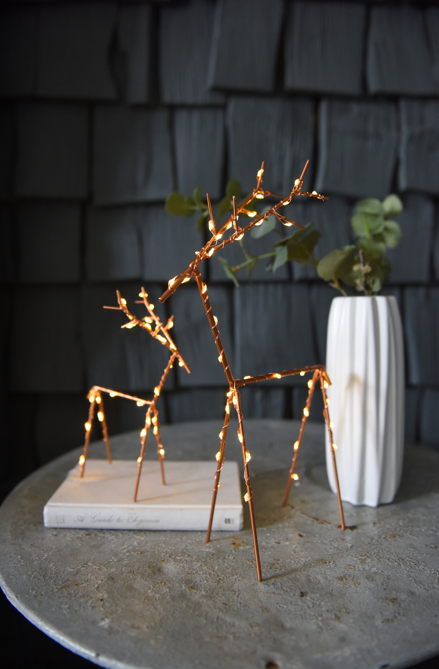 LED Table Top Wire Deer, Small (Battery Operated)