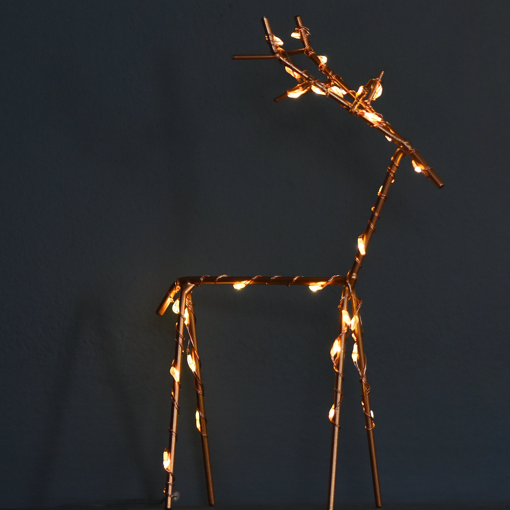 LED Table Top Wire Deer, Small (Battery Operated)