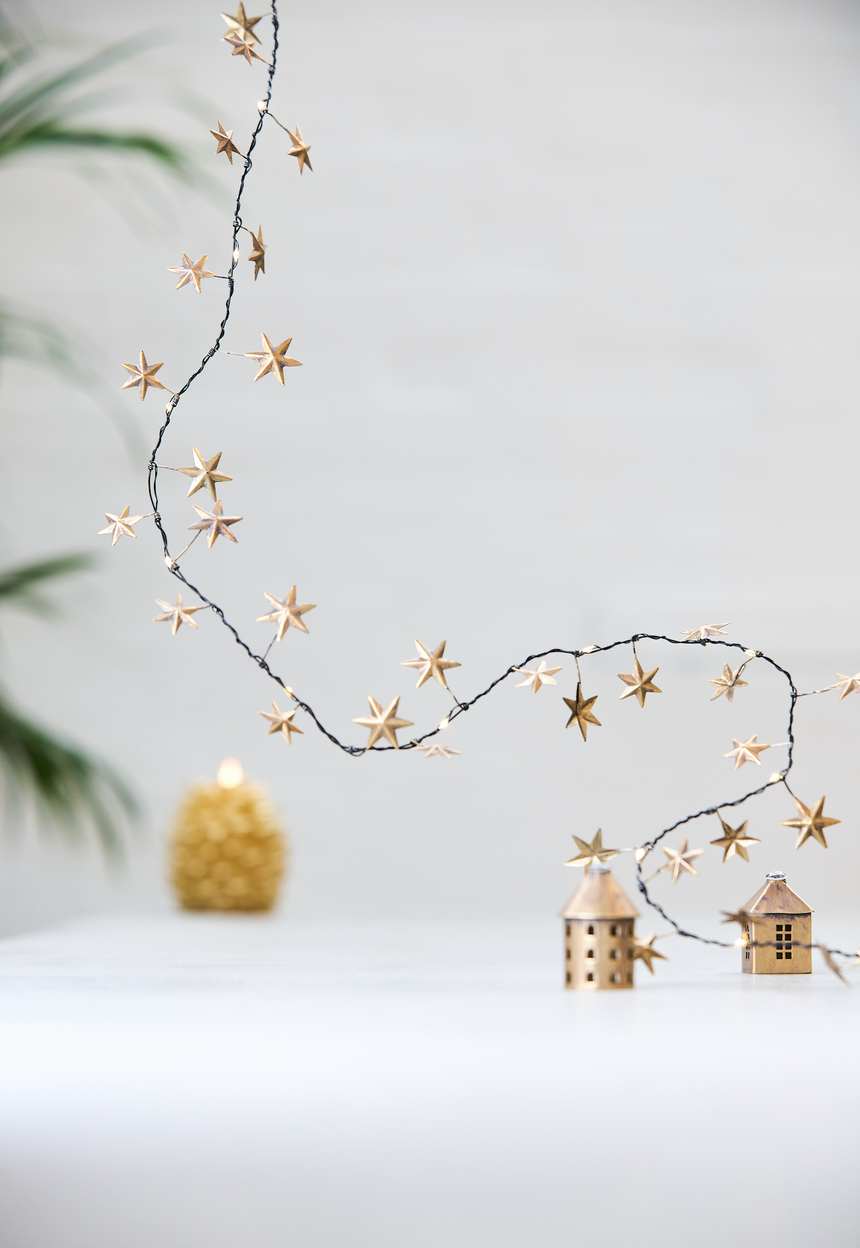 Handmade Metal LED Fairy Light,Gold Stars (Battery Operated)