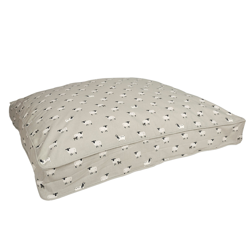 Sophie Allport Pet Mattress, Sheep